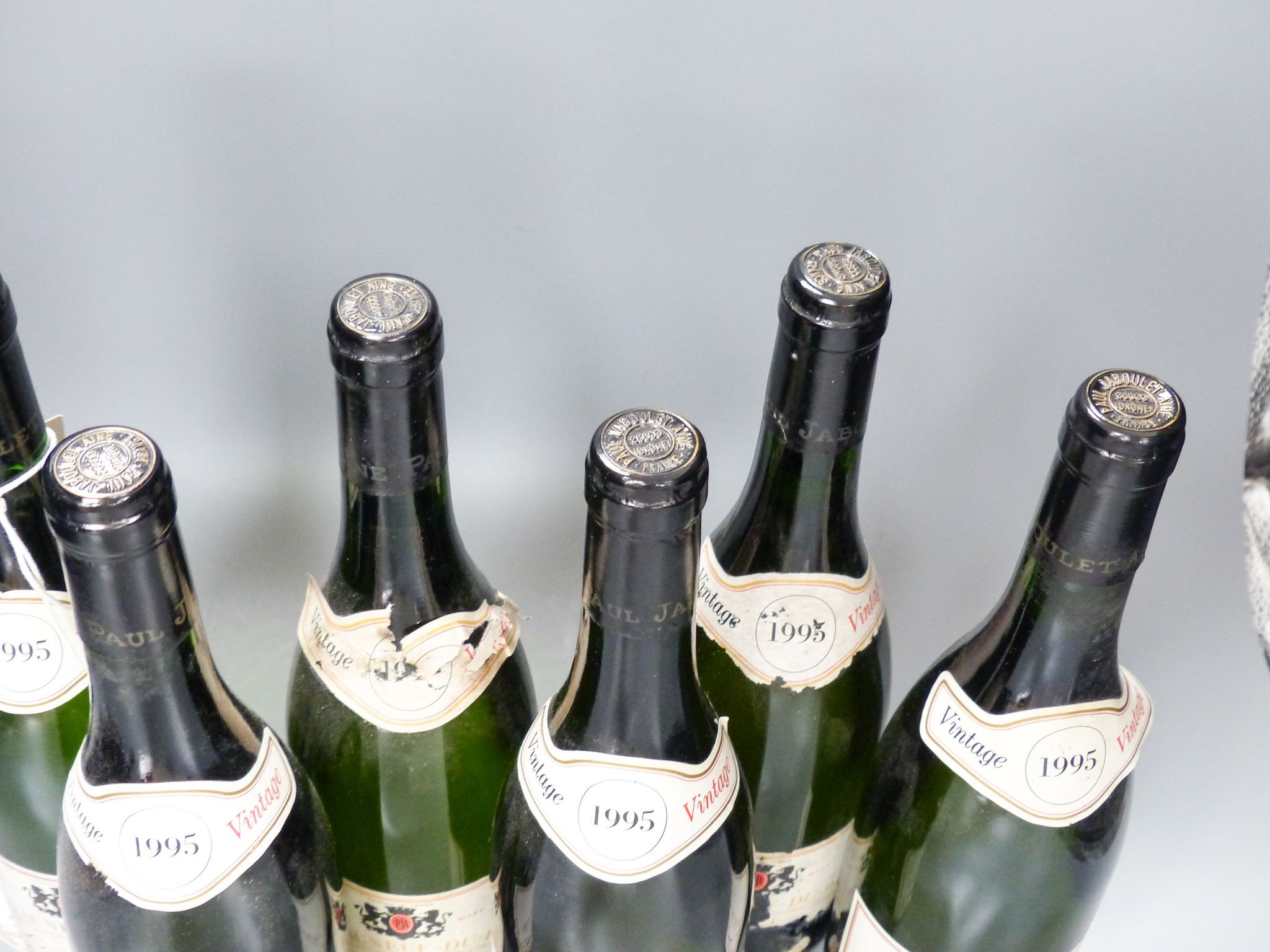 Six bottles of Paul Jaboulet Chateauneuf du Pape Blanc Les Cedres, 1995